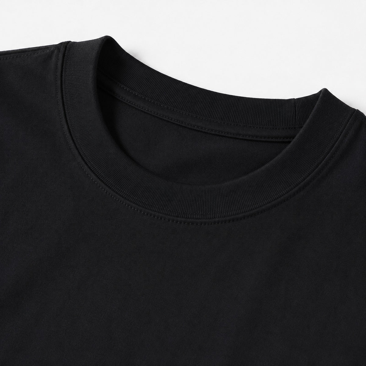230gsm heavyweight cotton tee - fabric and construction detail